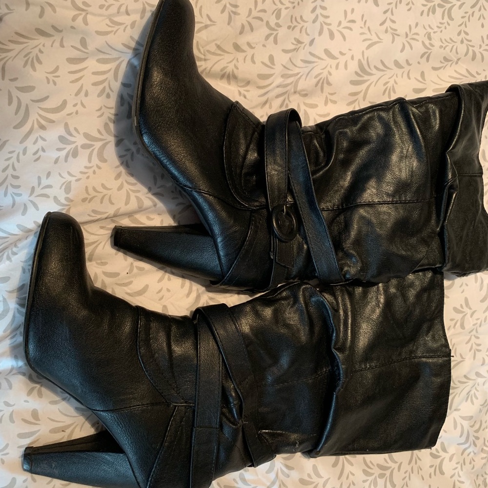 Heeled boots